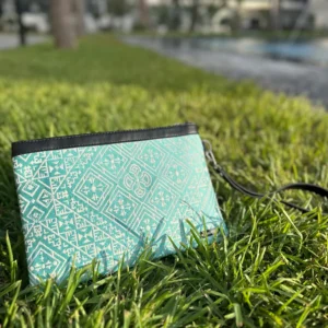 The Benchrif Elegance Clutch