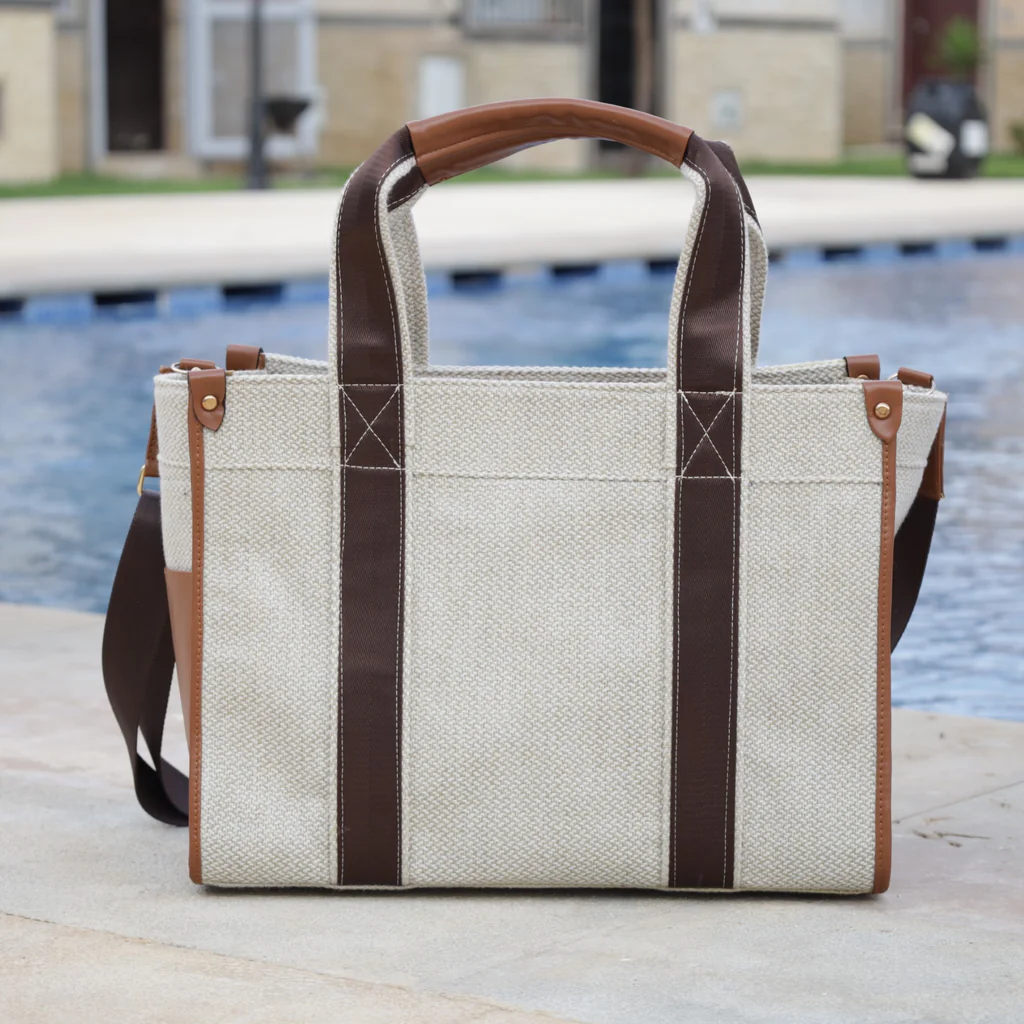 The Elegant Nomad - Image 2