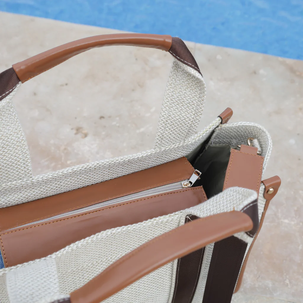 The Elegant Nomad - Image 4