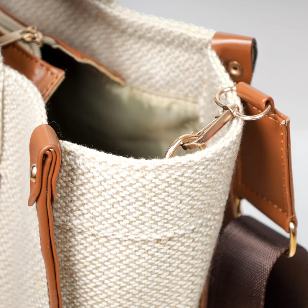 The Elegant Nomad - Image 9