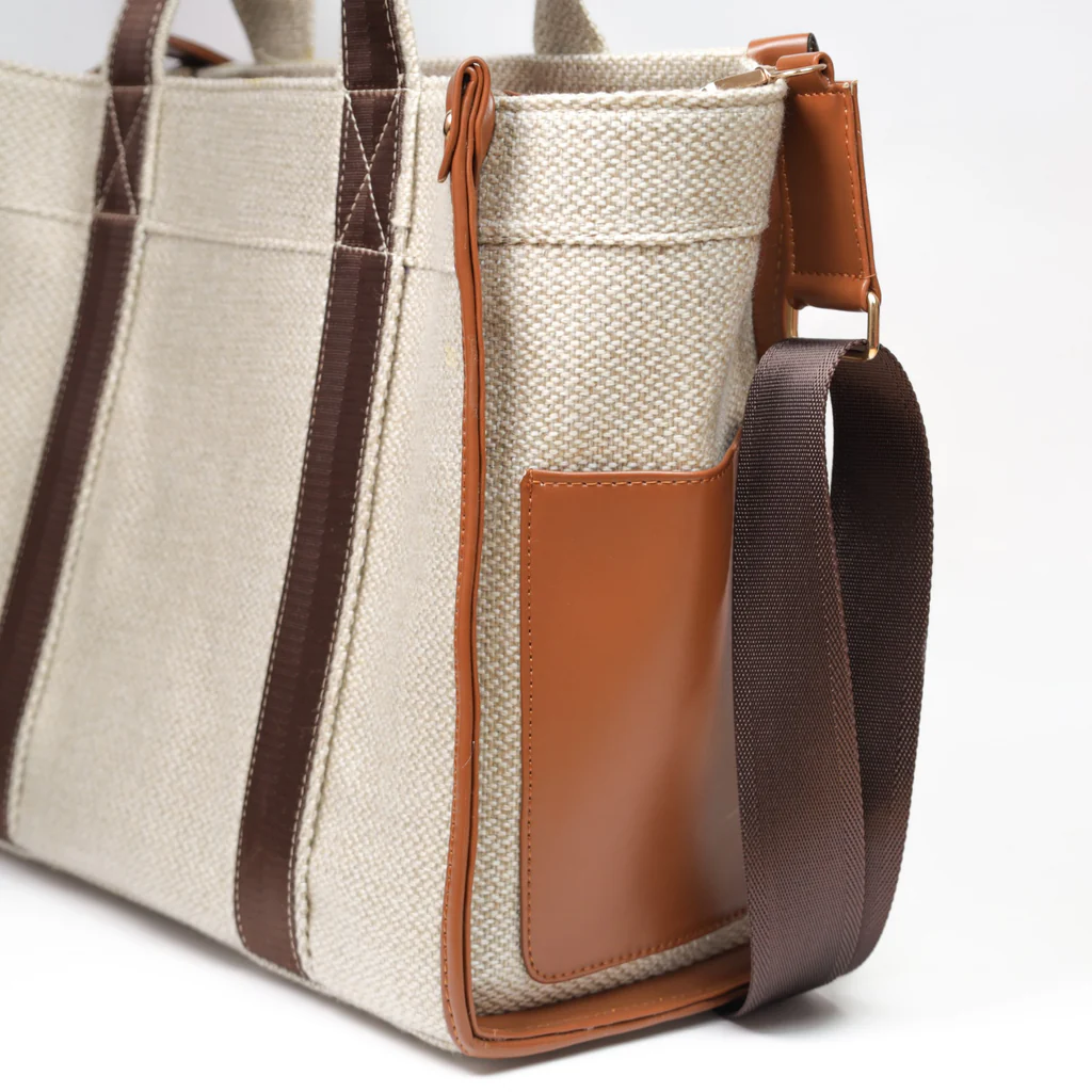 The Elegant Nomad - Image 10