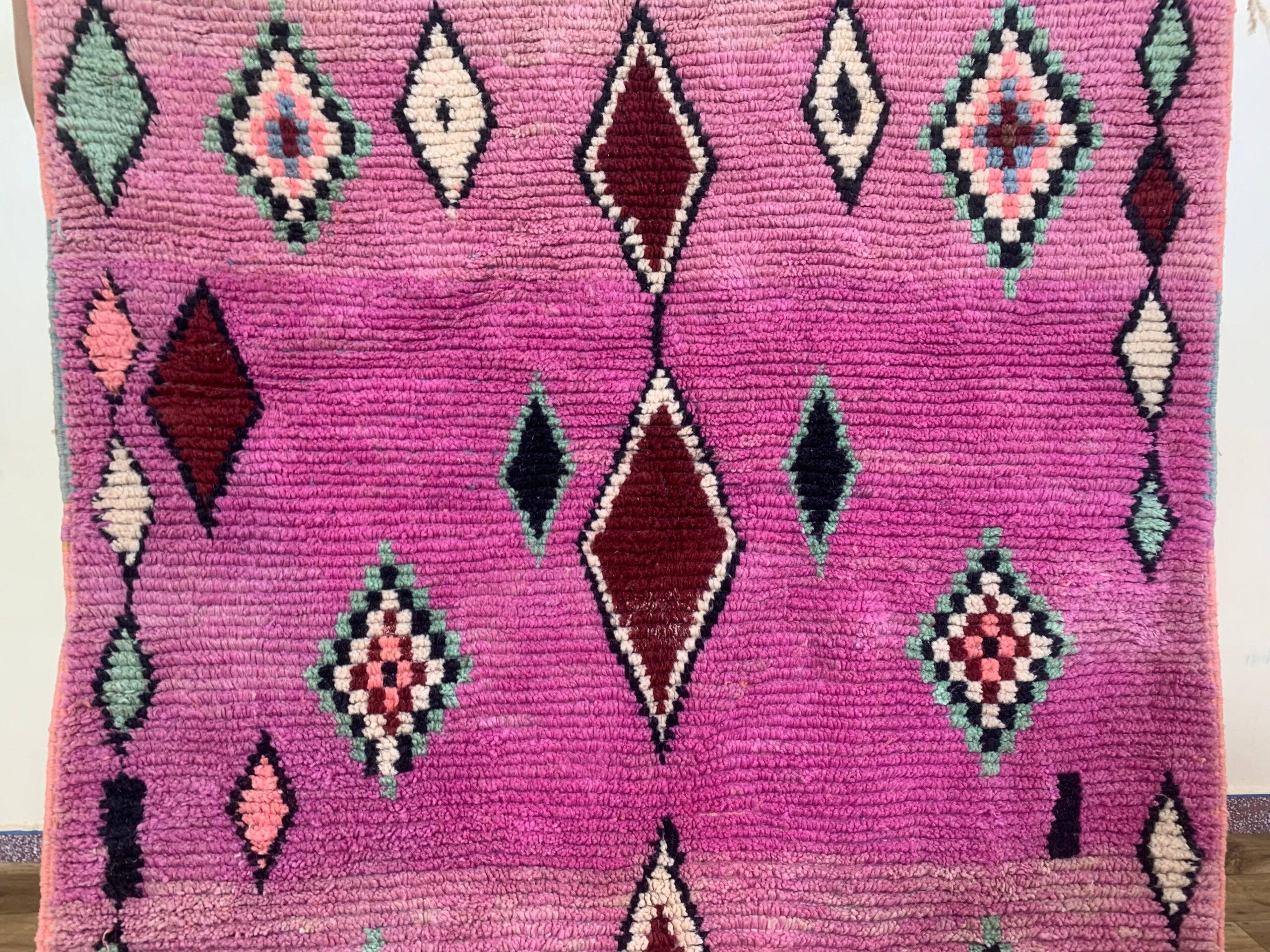 Handwoven Pink Wool Rug with Burgundy and Mint Geometric Motifs - Image 4
