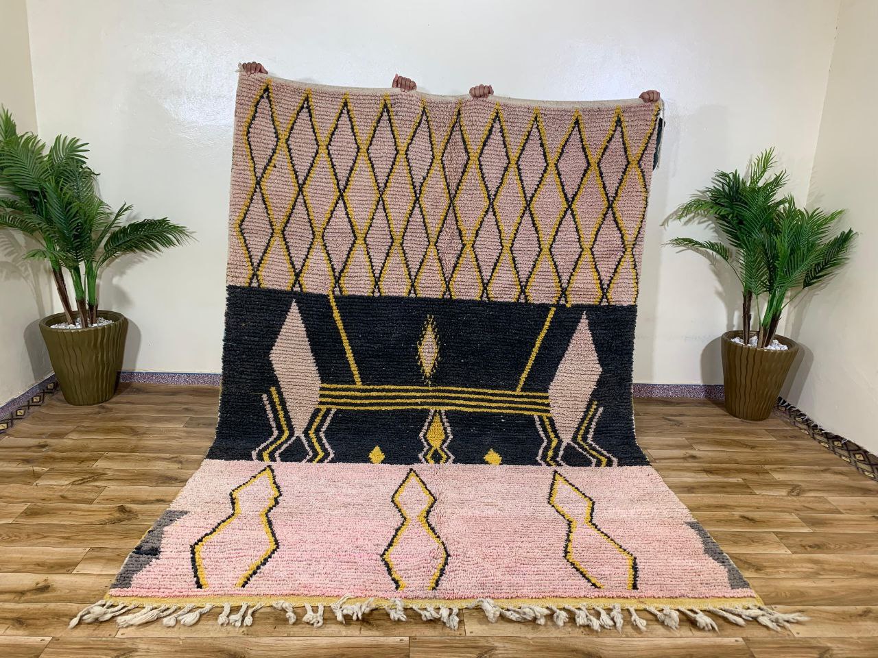 Handwoven Geometric Pink & Black Fringed Area Rug